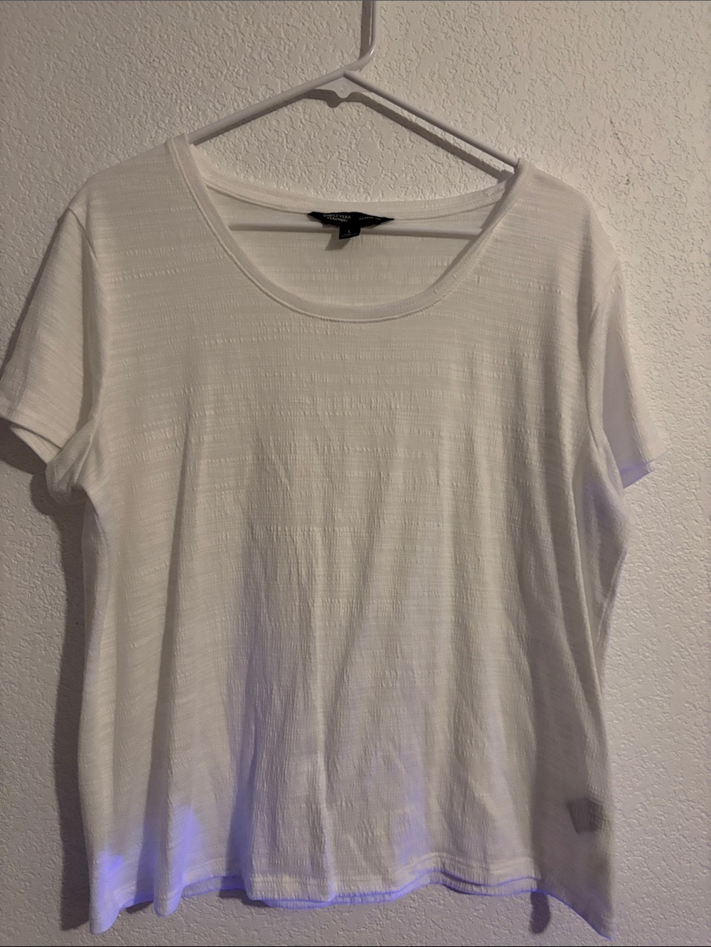 Simply Vera Vera Wang White Short Sleeve Scoop Neck Tee